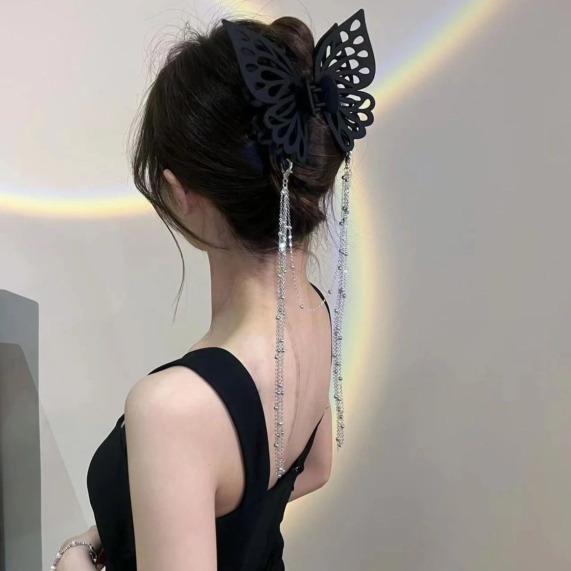 Elegant Tassel Butterfly Hair Clip – Vintage Hair Accessory
