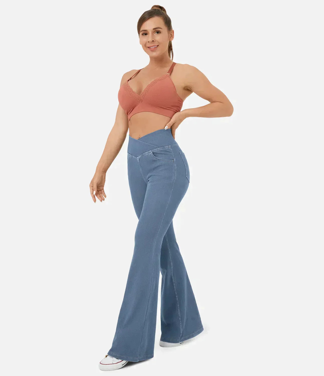 Khloé Stretchiga Flare-jeans med Hög Midja