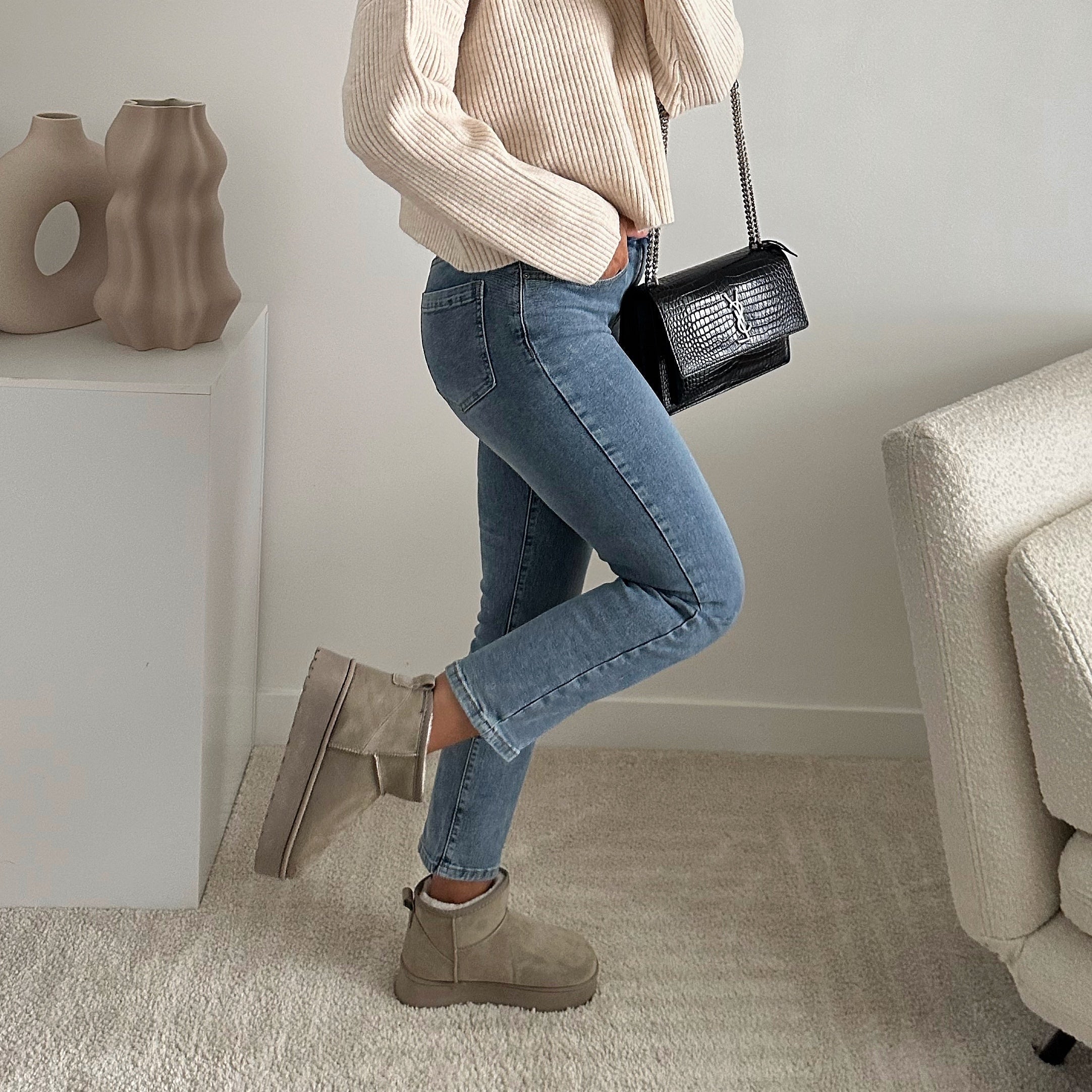 Comfortable and stylish boots for a fatigue-free walk