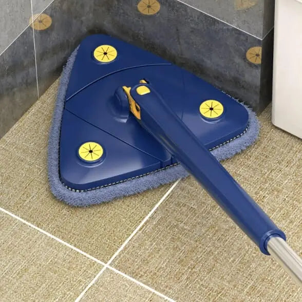 Triangular 360-degree cleaning mop