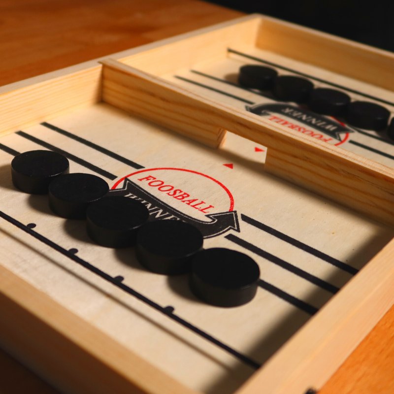FoosballPuck - Be the first to get rid of all your discs!