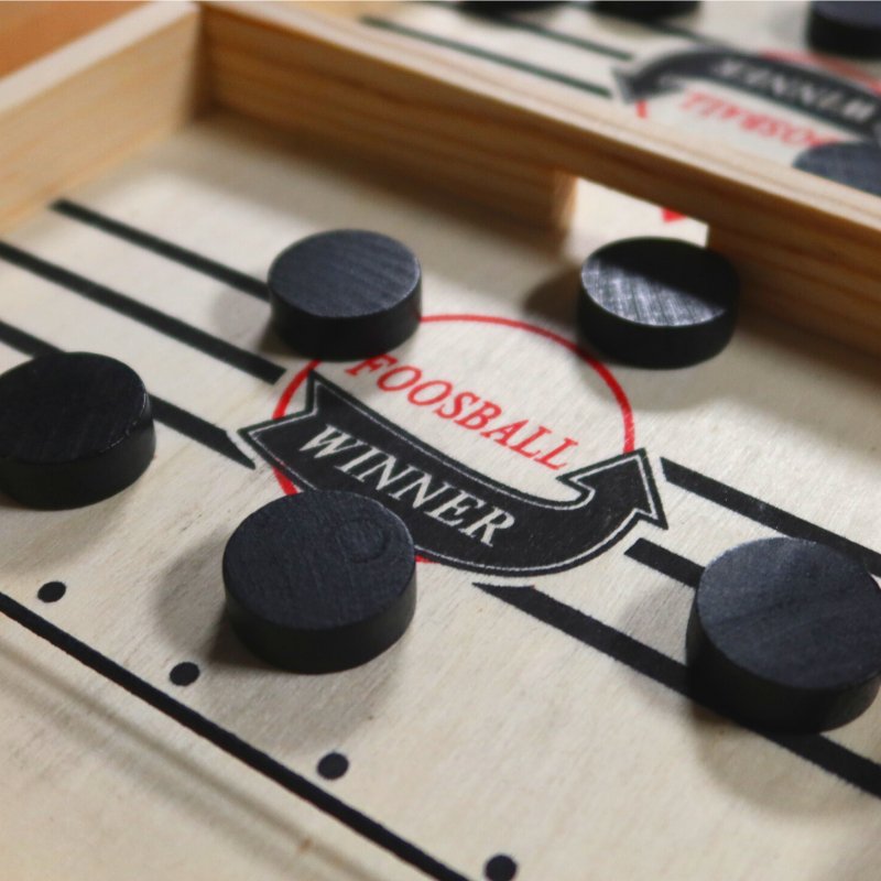 FoosballPuck - Be the first to get rid of all your discs!